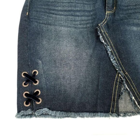 Jessica Simpson Denim Skirt Mini Adorn High Rise Waist Women Sz 29 NEW Dark Wash - Picture 9 of 10